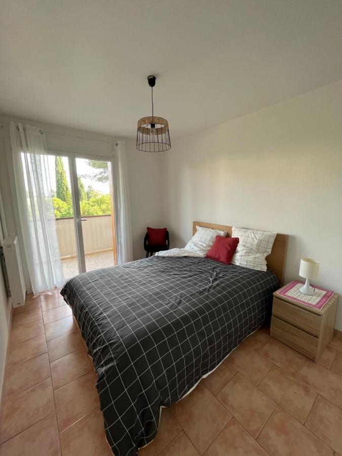 T2 Avec Terrasse & Parking A 5 Min Du Centre, 10 Min Des Plages Hyères Dış mekan fotoğraf